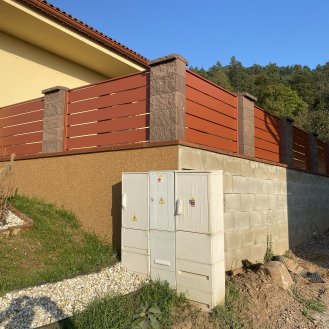 Plot s Al lamelou